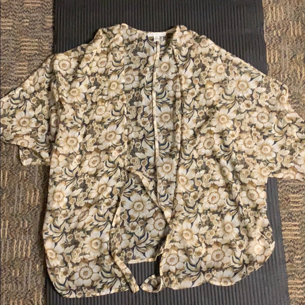American Eagle Kimono